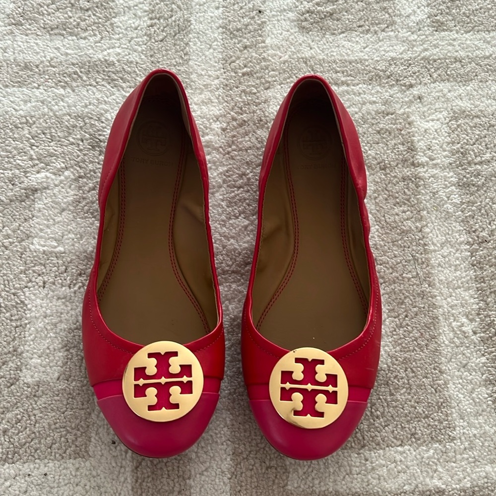 Tory Burch flats gently used